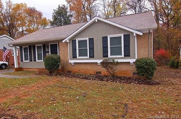 1st image of 3318 Lochway Ln