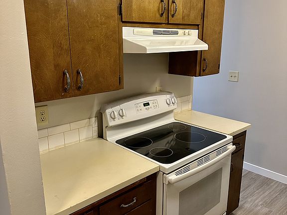 4th image of 6104 N Mayfair St #11407943