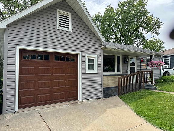 2nd image of 226 Winnebago Ave