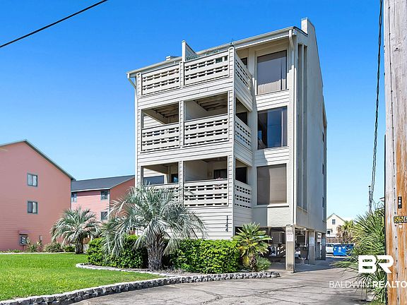 5th image of 1144 W Beach Blvd #5D