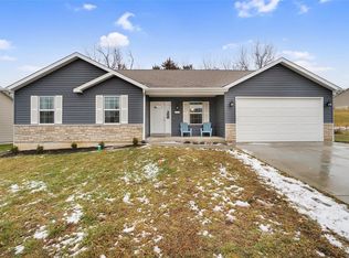 1021 Wrigley Cir, Warrenton, MO 63383