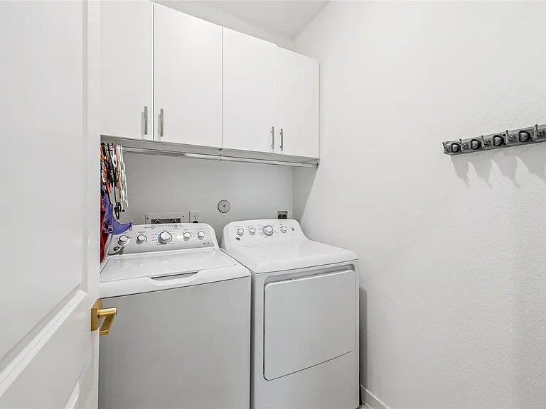7207 Cedar Harbor Ct — Photo 20