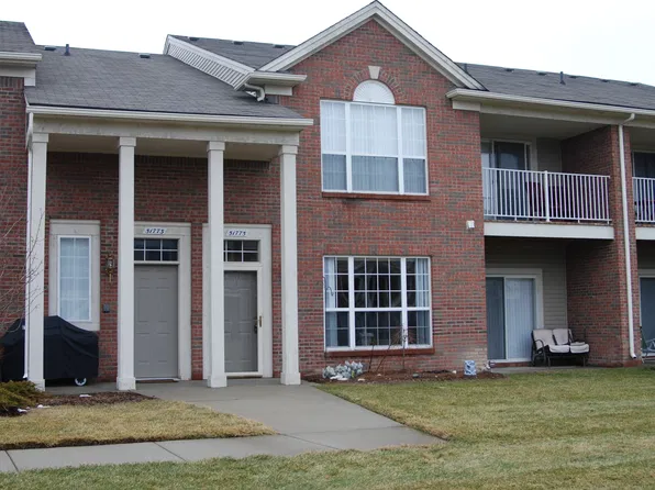 51775 Adler Park Dr W, Chesterfield, MI 48051