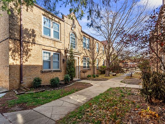 2nd image of 2301 N Walker Ave #511D