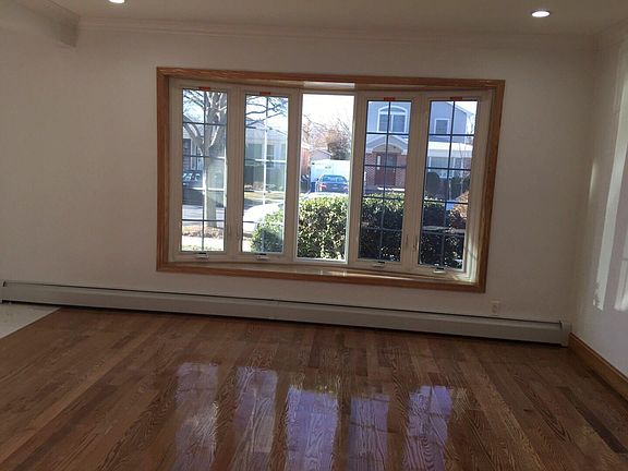 4th image of 5619 220th St