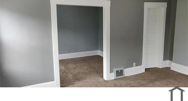 3719 E 61st St #3 — Photo 11