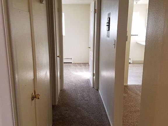 4th image of 1050 17th Ave APT 8