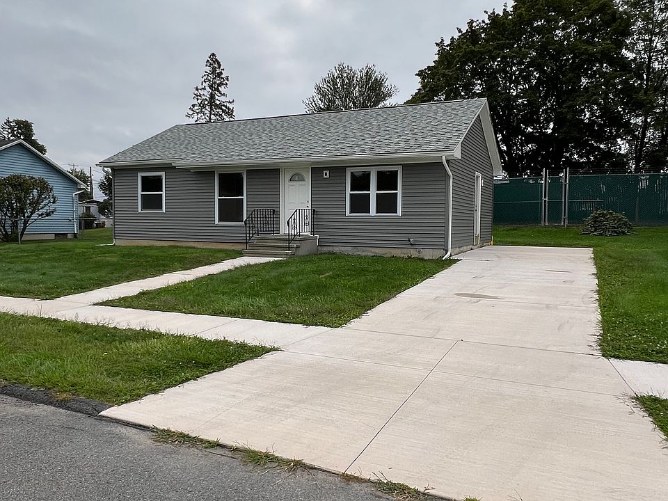 1st image of 102 Donny Dr