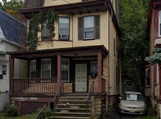 132 Maple Ave, Irvington, NJ 07111