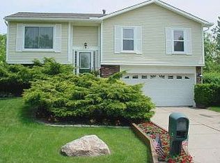 23418 Cranbrooke Dr, Novi, MI 48375