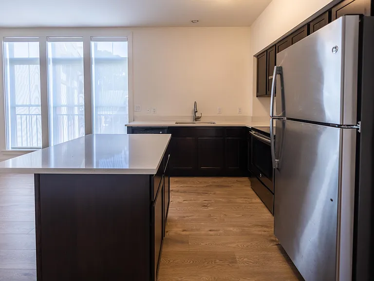 308 Columbus Ave — Photo 55