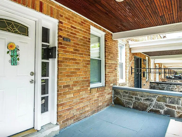 3324 Gwynns Falls Pkwy — Photo 2