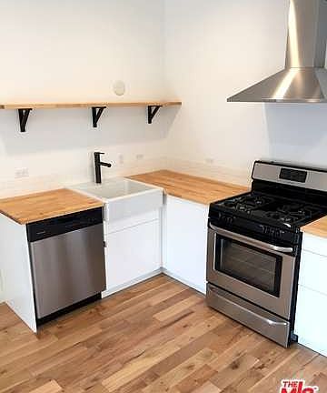 4th image of 409 N Genesee Ave #16