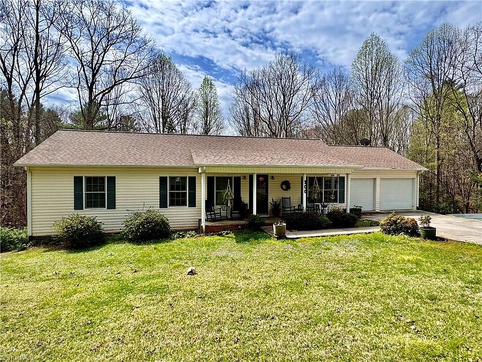 1st image of 200 Short Street Dr