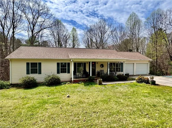 200 Short Street Dr, Wilkesboro, NC 28697