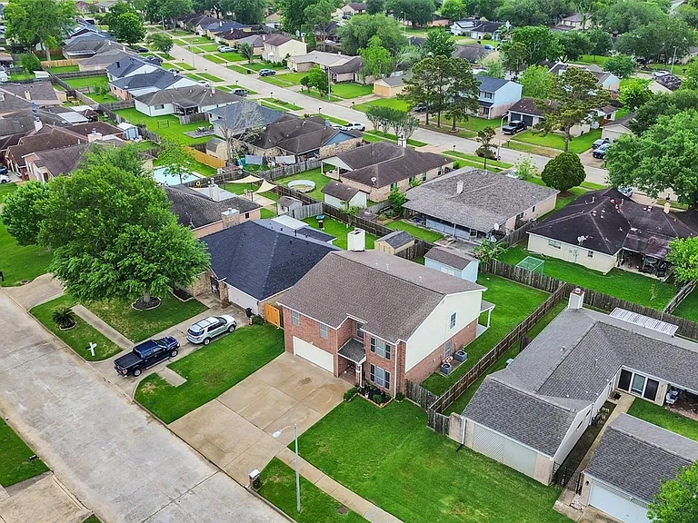 10027 Glenkirk Dr — Photo 33