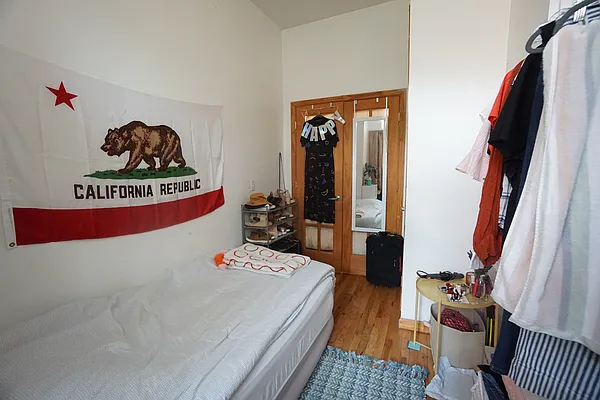 Rented by Rennit Inc. | media 7