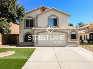 925 N Blackbird Dr, Gilbert, AZ 85234