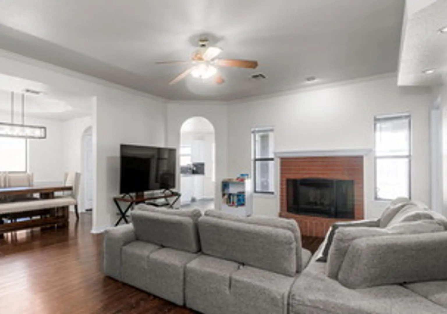 4109 Maid Marian Circle — Photo 4
