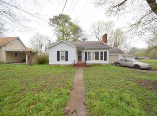 306 Schneider St, Carterville, IL 62918