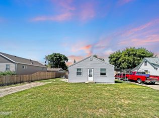 1007 9th Ave W, Williston, ND 58801