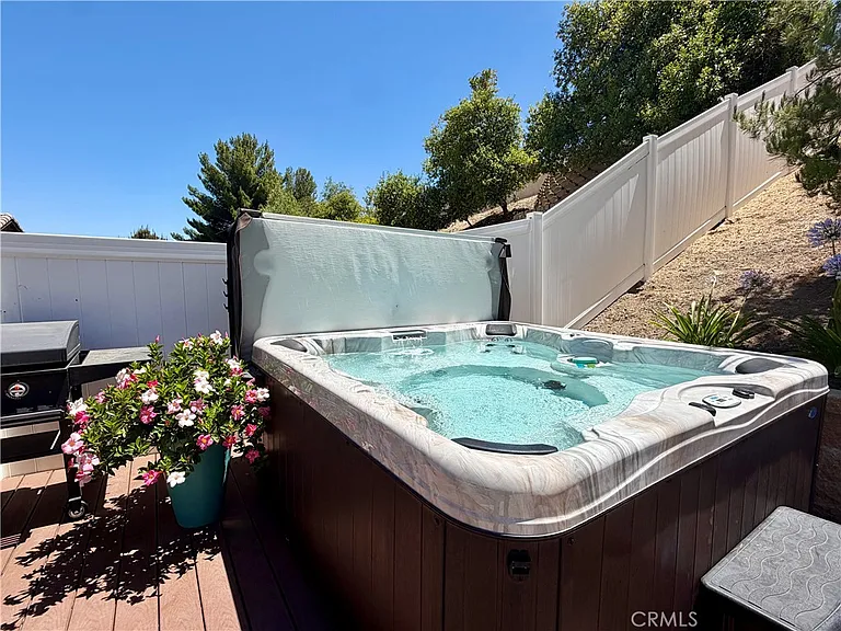 8992 Trumpets Ct — Photo 33
