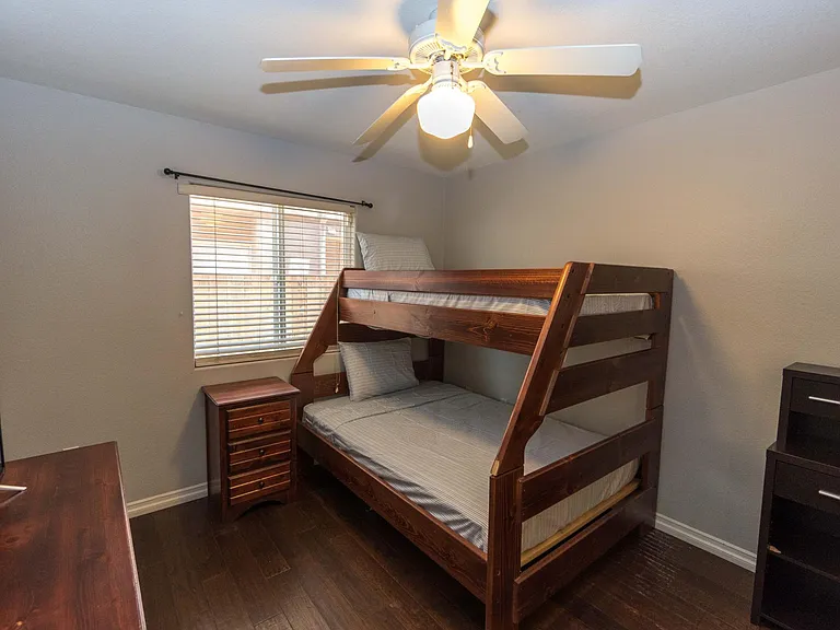1730 Grand Ave — Photo 19