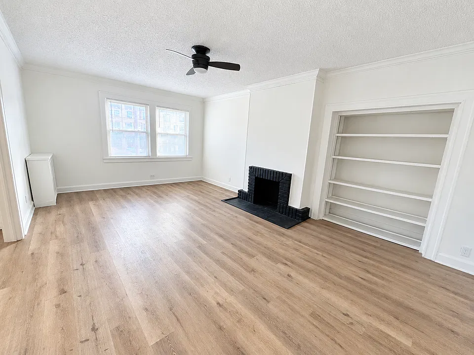 12463 Cedar Rd