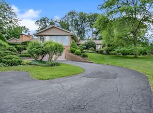 8521 S Cherokee Rd, Palos Park, IL 60464