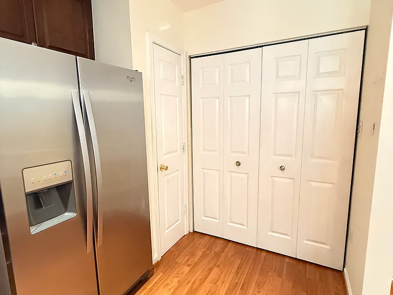 12823 Fair Briar Ln — Photo 3