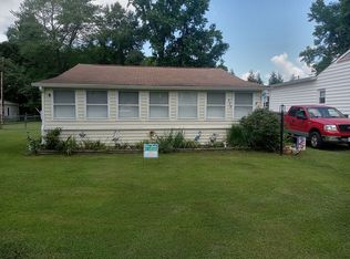 379 River Shore Dr, Dunnsville, VA 22454
