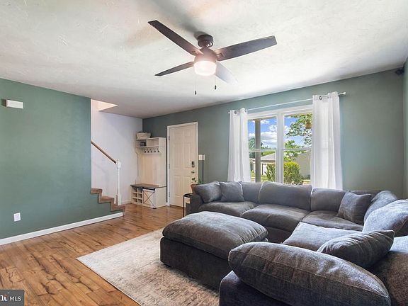 5th image of 25 Pioneer Ln