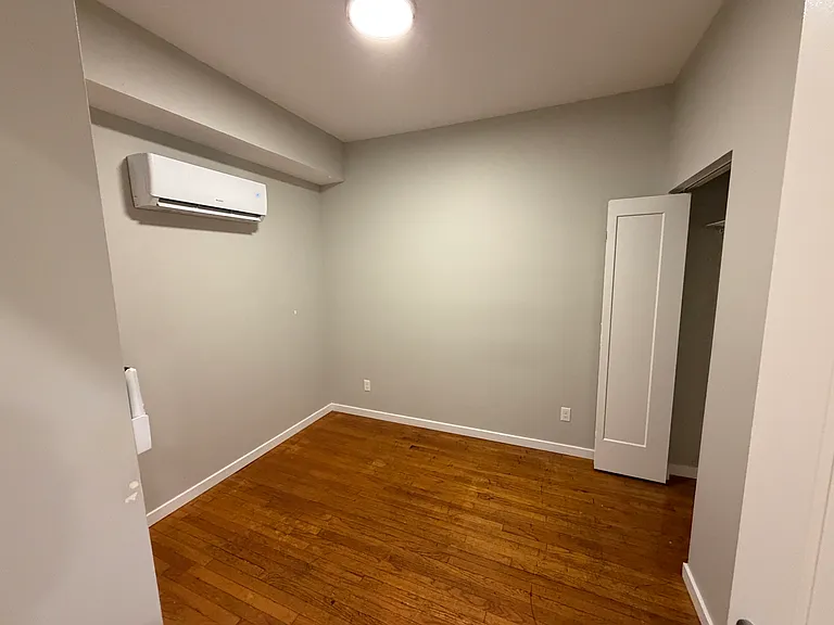 606 W Ohio St #103 — Photo 14