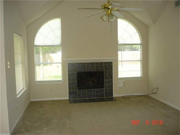 4th image of 5007 Chase Park Ct