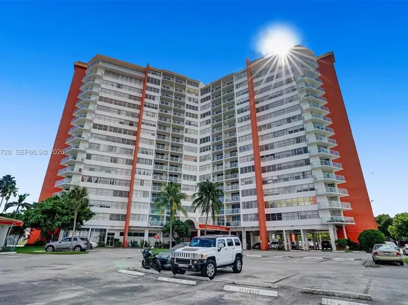 1351 NE Miami Gardens Dr, Miami, FL
