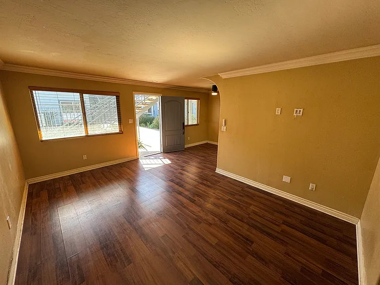 1450 Iris Ave #11 — Photo 25