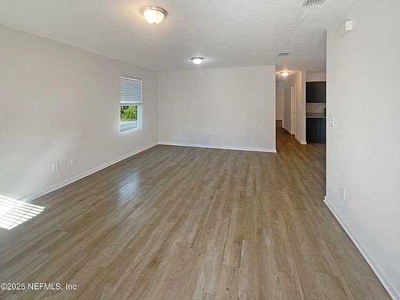 3rd image of 2277 HARTRIDGE Street