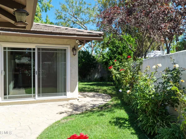 1124 Bright Glen Cir, Thousand Oaks, CA 91361
