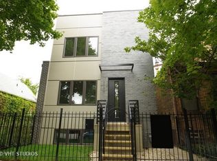 2626 W Wellington Ave, Chicago, IL