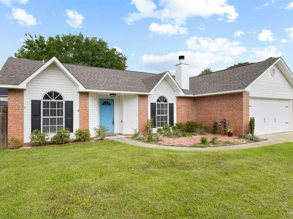 5732 Dove Dr, Pace, FL 32571