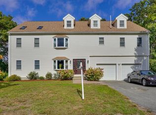 10 Forbes Ave, Burlington, MA 01803