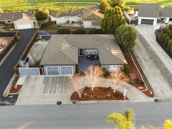 260 Donald Dr, Hollister, CA 95023