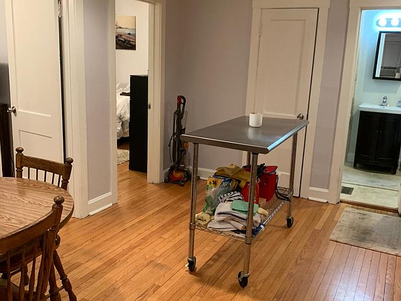 5th image of 3557 N Marshfield Ave APT 1F