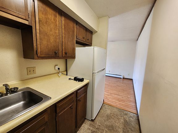 2nd image of 101 16th Ave NW #22
