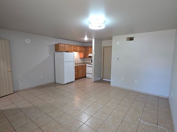 3rd image of 1015 S Glenwood Ave #1-4