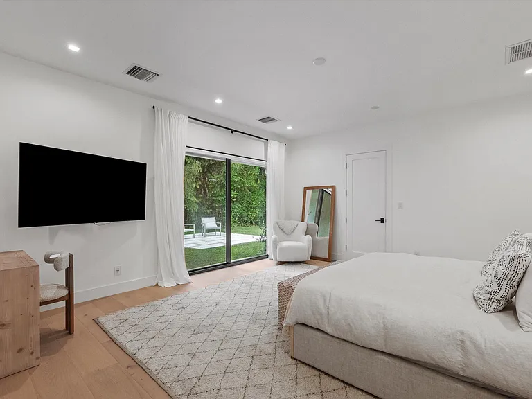 11685 Maidstone Dr — Photo 40