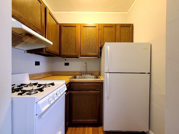 5th image of 837 W Wolfram St #837209