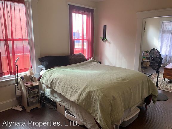 4th image of 1278 1/2 Parsons Ave