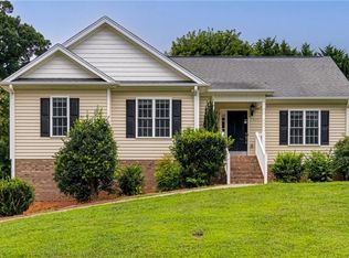 9520 Oakbrook Rdg, Rural Hall, NC 27045
