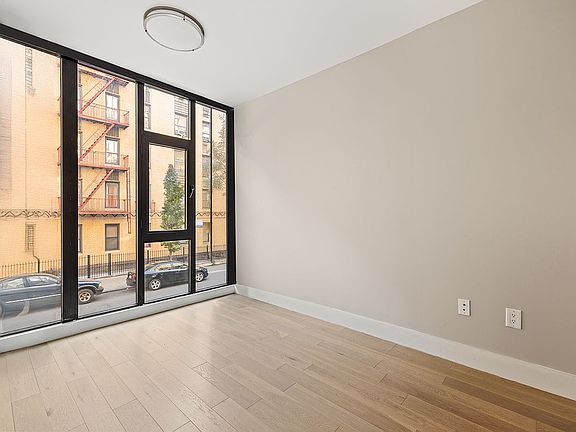 4th image of 232 E 18th St #2B